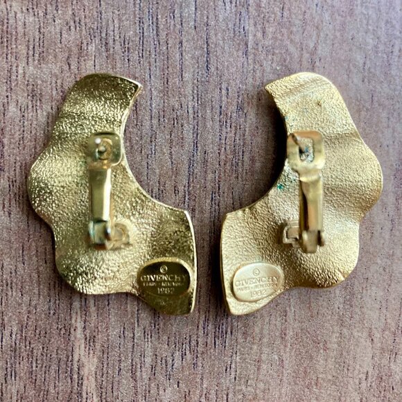 Rare Vintage Givenchy 1982 Paris New York Ruffle Earrings - Picture 3 of 5